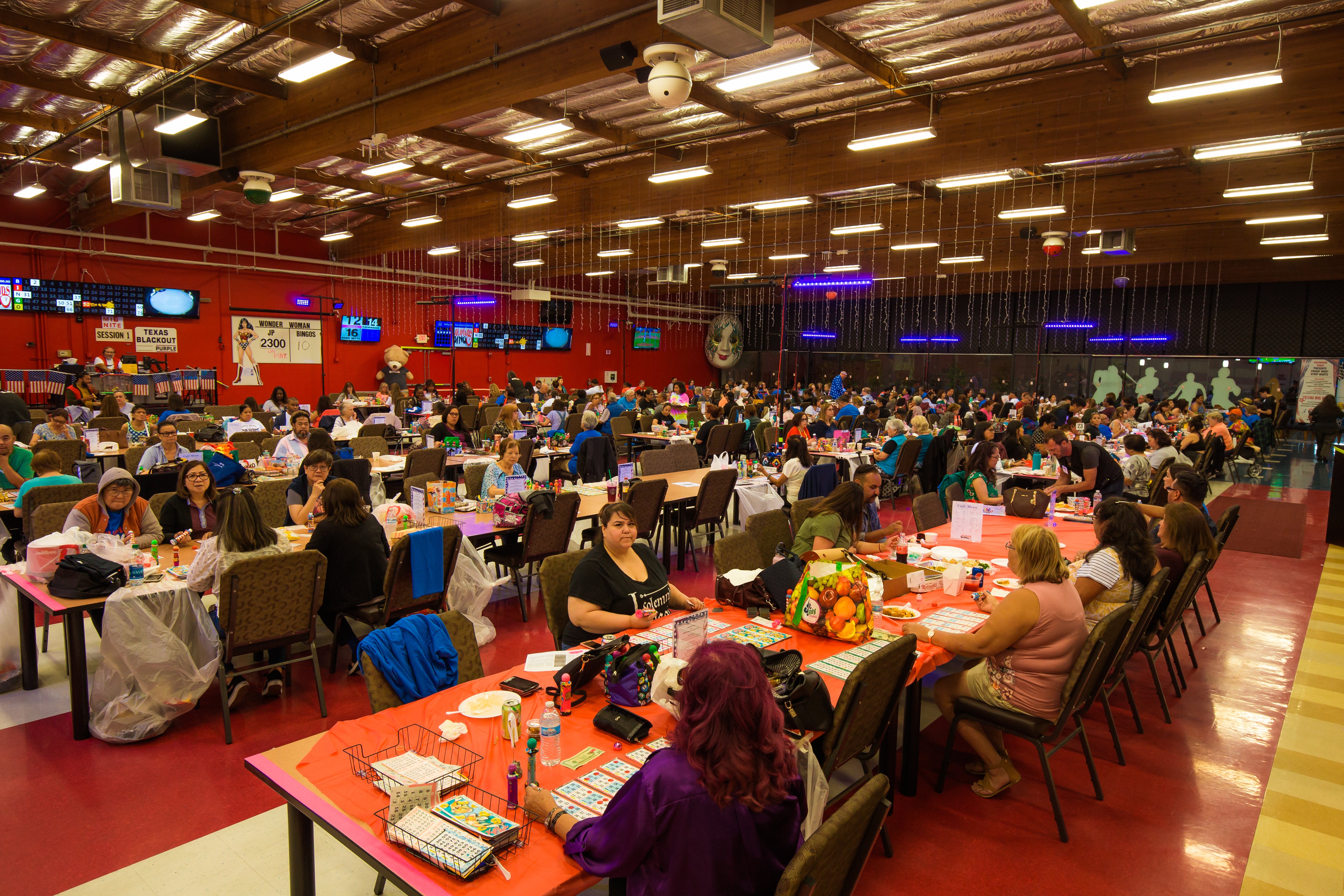 What People Are Saying About The Best And Worst Bingo Halls